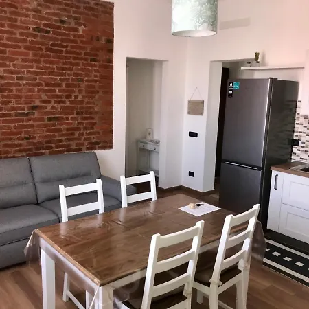 House Vicino Stazione Lejlighed *