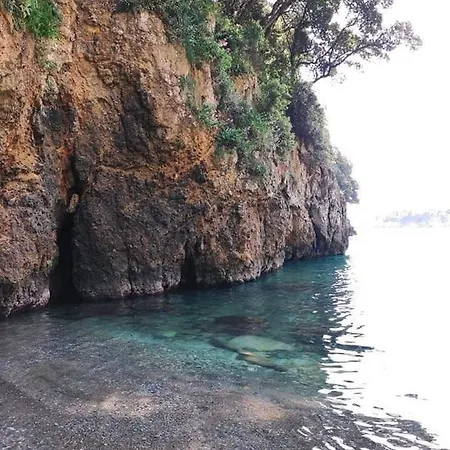 House Vicino Stazione Apartment La Spezia